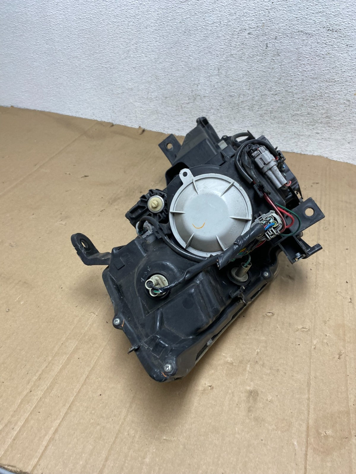 2003 to 2007 Nissan Murano Headlight Xenon HID Left Driver LH AE9124 DW7