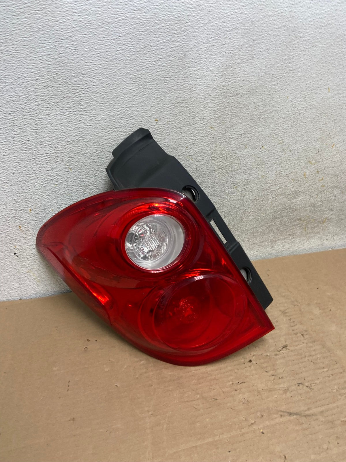 2010 to 2015 Chevrolet Equinox Left Driver Lh Side Tail Light AH9509 LK2