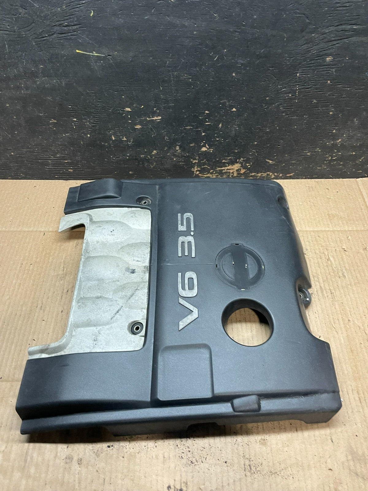 2004 to 2008 Nissan Maxima 3.5L Engine Cover T6597 DG2