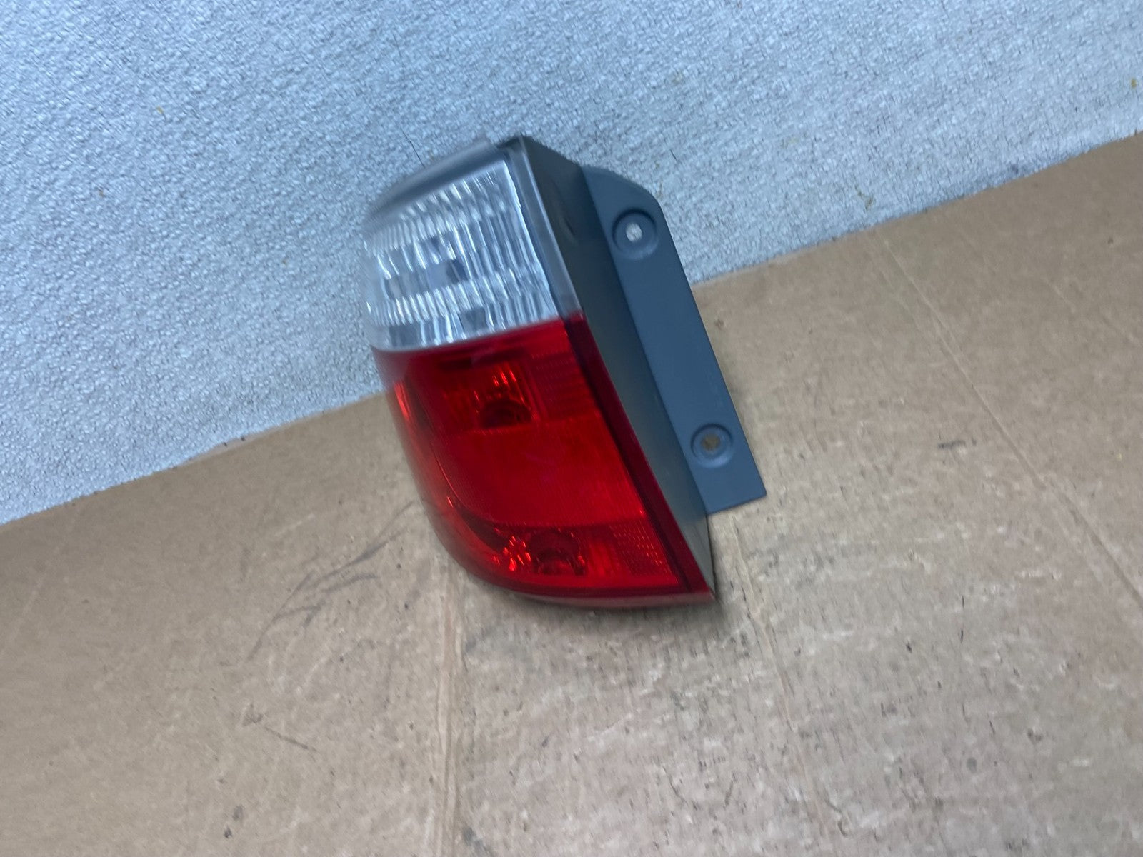 2011 to 2013 Dodge Durango Left Driver LH Side Side Tail Light AA1618 DW1