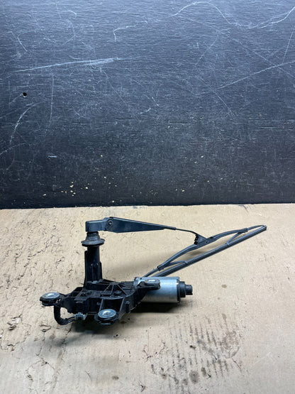 2008-2012 Land Rover LR2 Rear Glass Windshield Wiper Motor OEM w6837 DG1