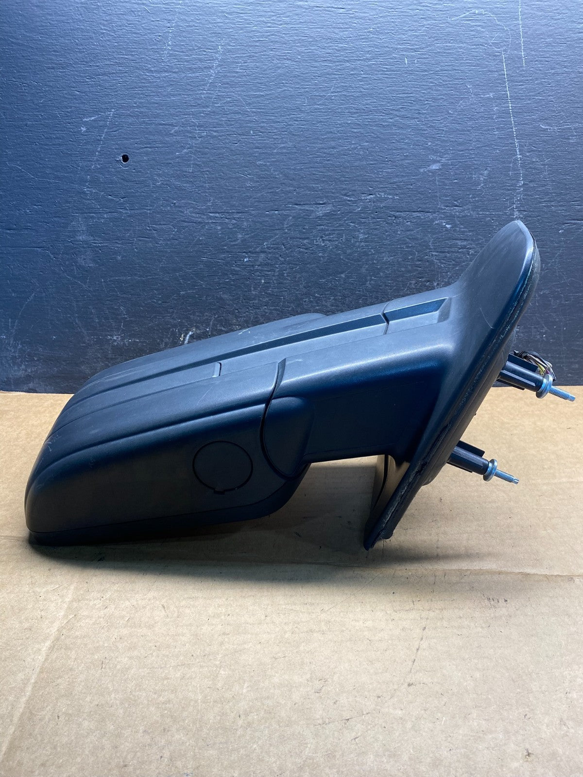 2007 to 2014 Ford F150 Right Passenger View Door Mirror AD6749 DG3