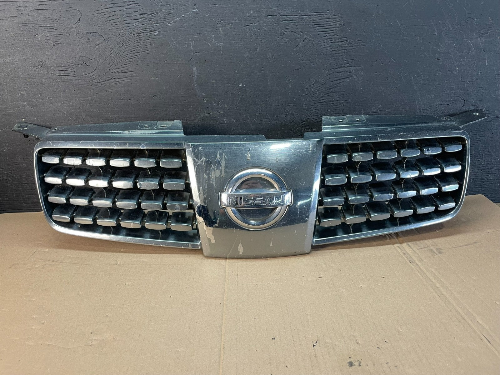 2004 2004 2006 Nissan Maxima Front Upper Grill Grille AD8403 DG0