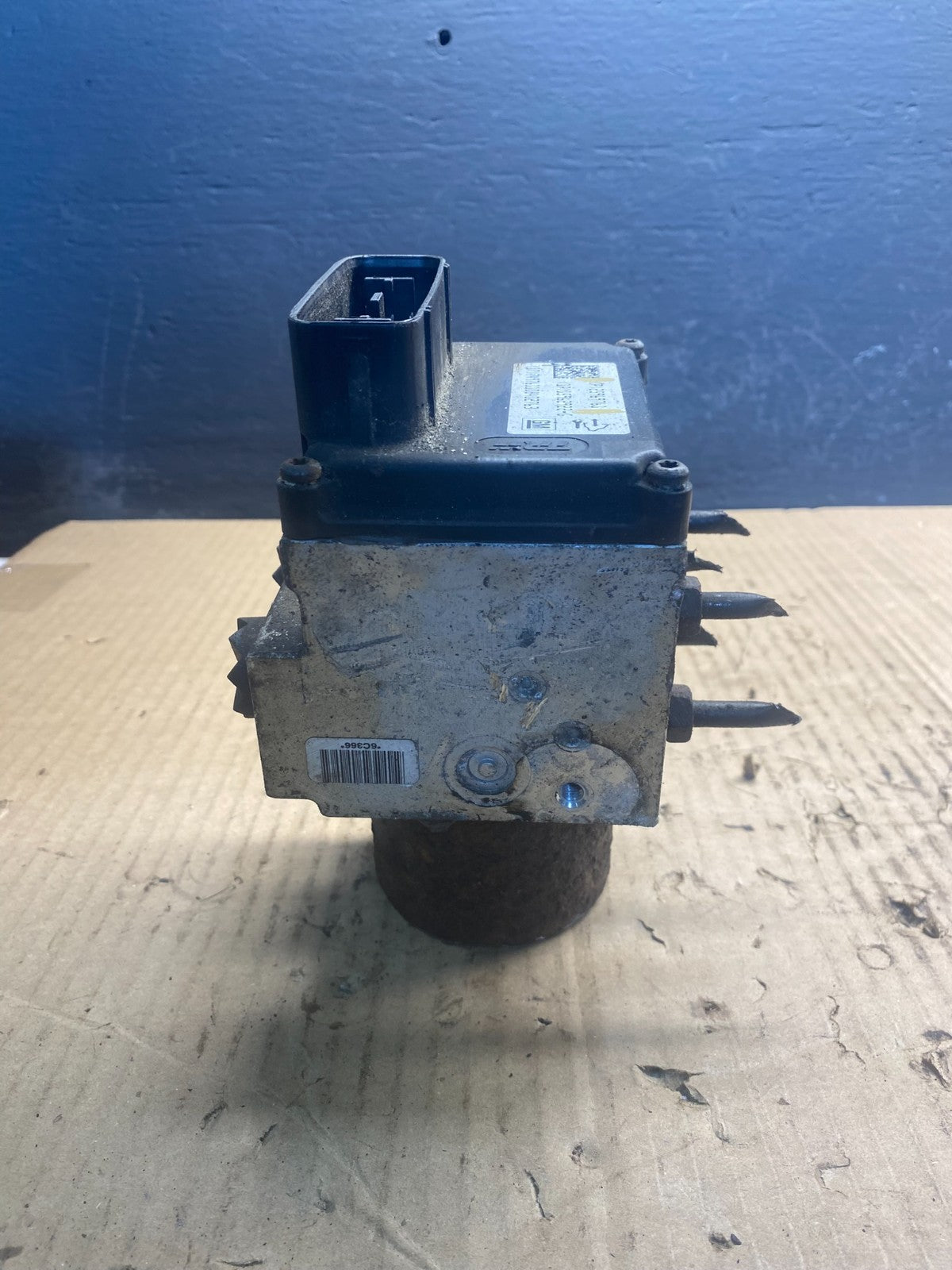 2013-2017 Chevrolet Express GMC Savana ABS Anti Lock Brake Pump AC0933 DG4