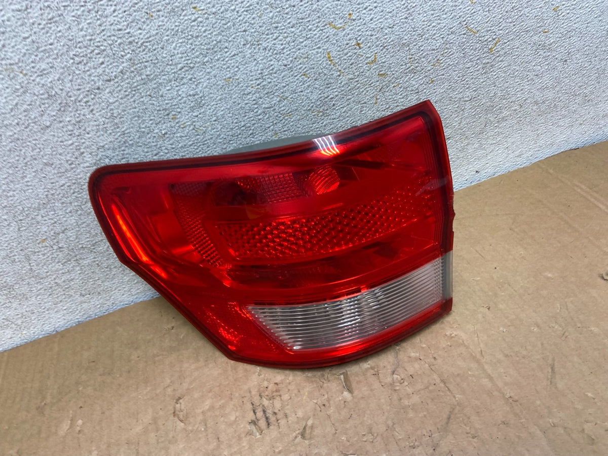 2011-2013 Jeep Grand Cherokee Left Driver Side Lh Tail Light AI9206 LK0