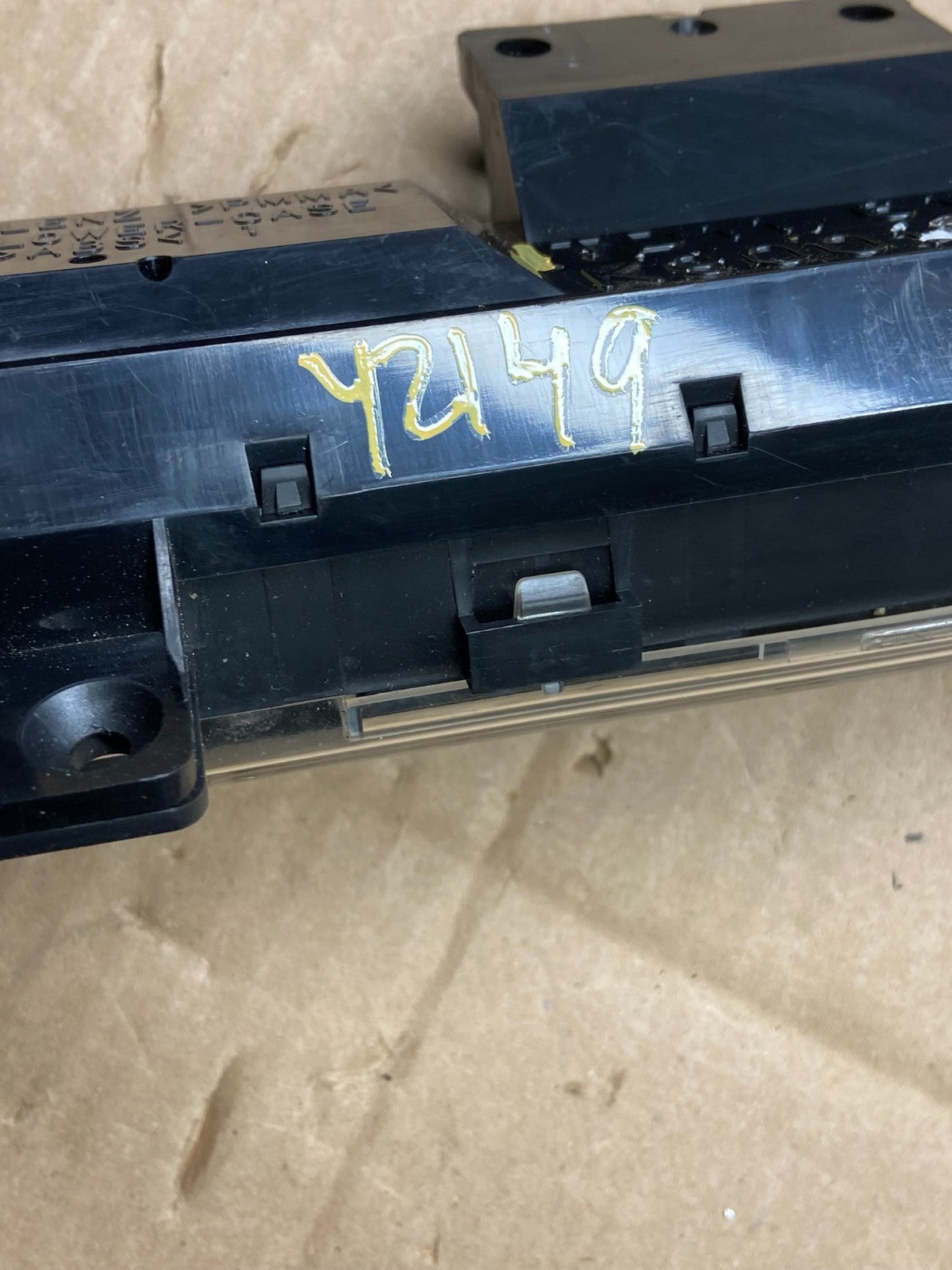 2008 to 2015 Mazda CX-9 Clock Information Display Screen TD11611J0 Y2149 DG7