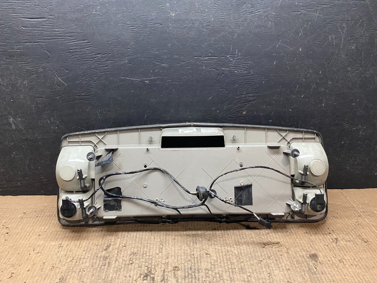 2004 to 2006 Cadillac SRX License Plate Trunk Panel Finish Cover N3046 PS7