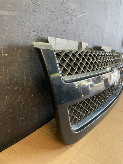 2006 to 2009 Chevrolet Trailblazer Front Upper Grille Grill Oem AC2195 DG1