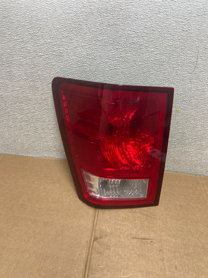 2007 2008 2009 2010 Jeep Grand Cherokee Left Driver Lh Tail Light Oem AA1160 DW0