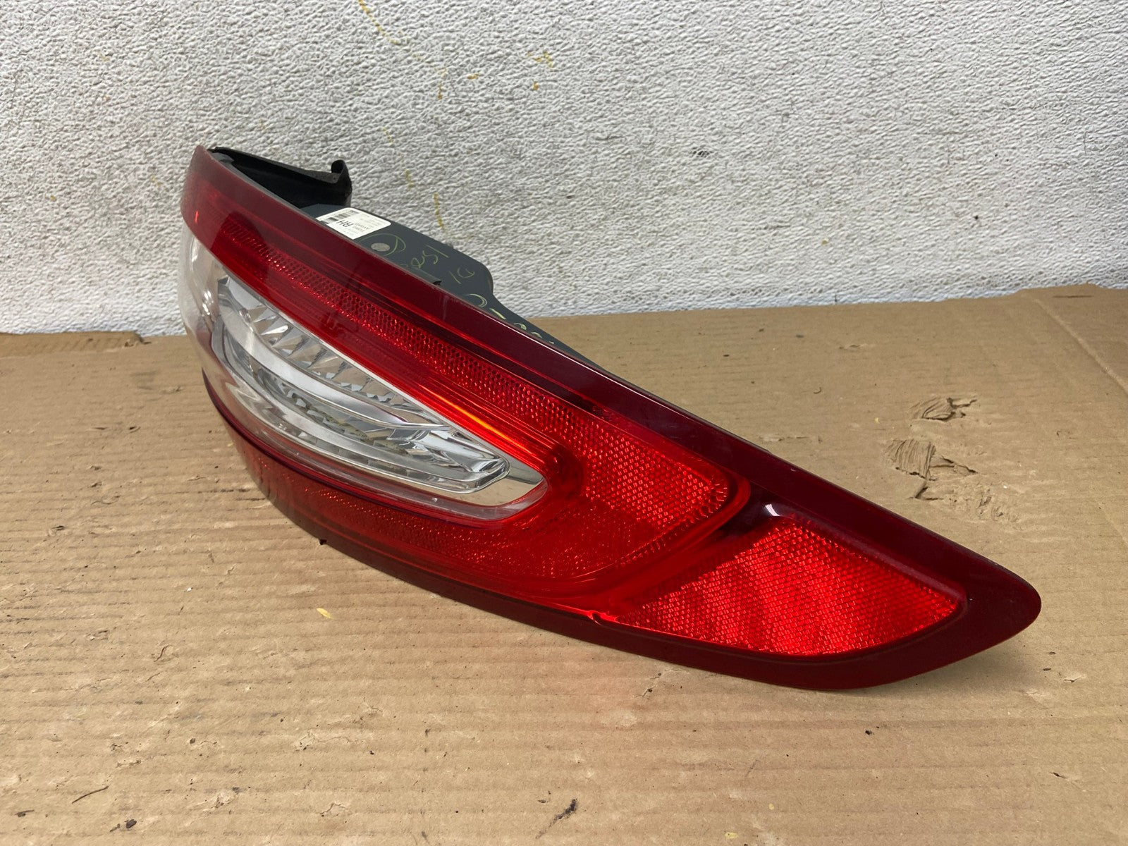 2013 to 2016 Ford Fusion Right Passenger RH Side Tail Light AH0628 LK2
