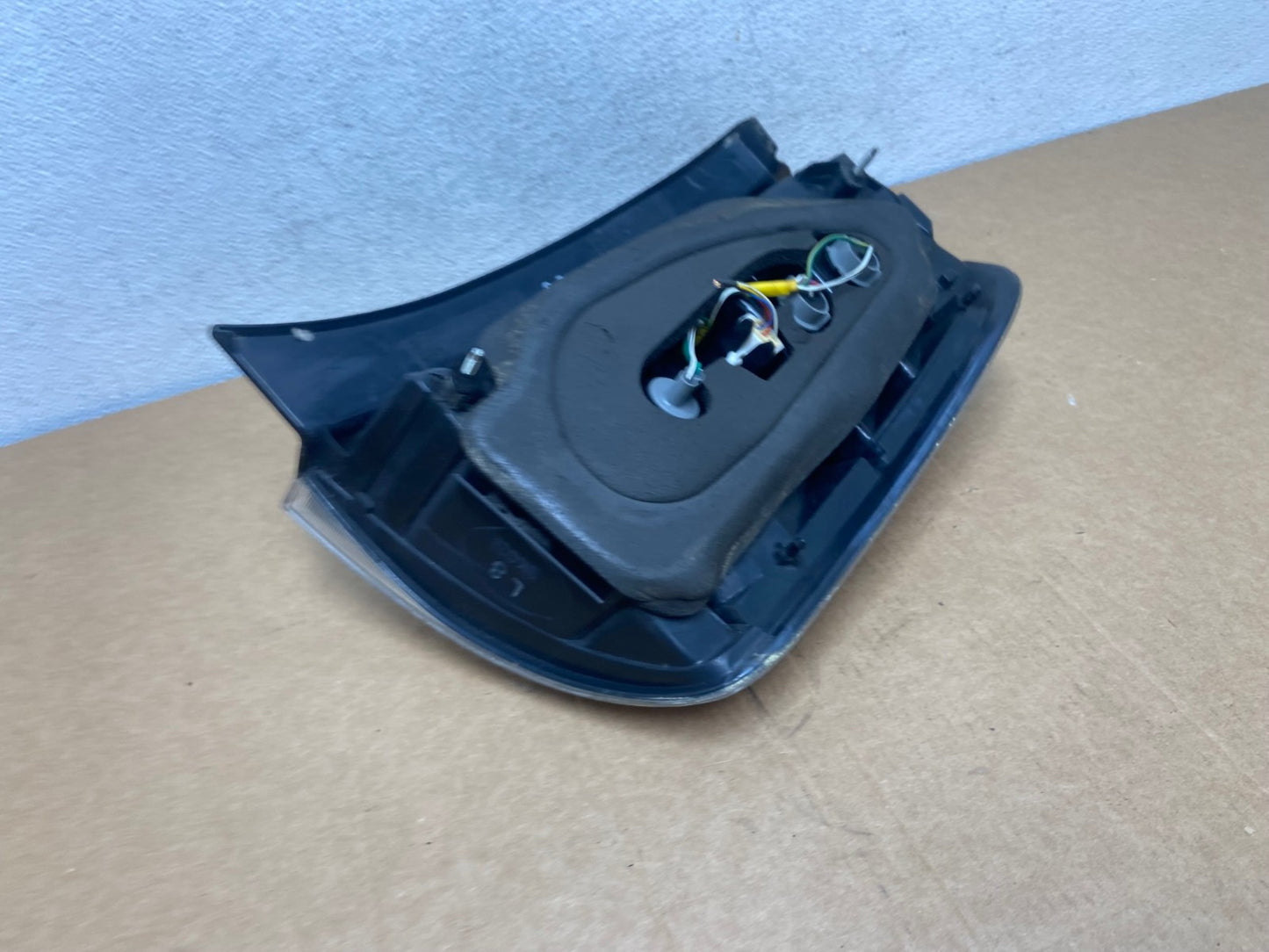 2004 2005 Toyota Prius Tail Light Left Driver Lh Side AD5361 LK6
