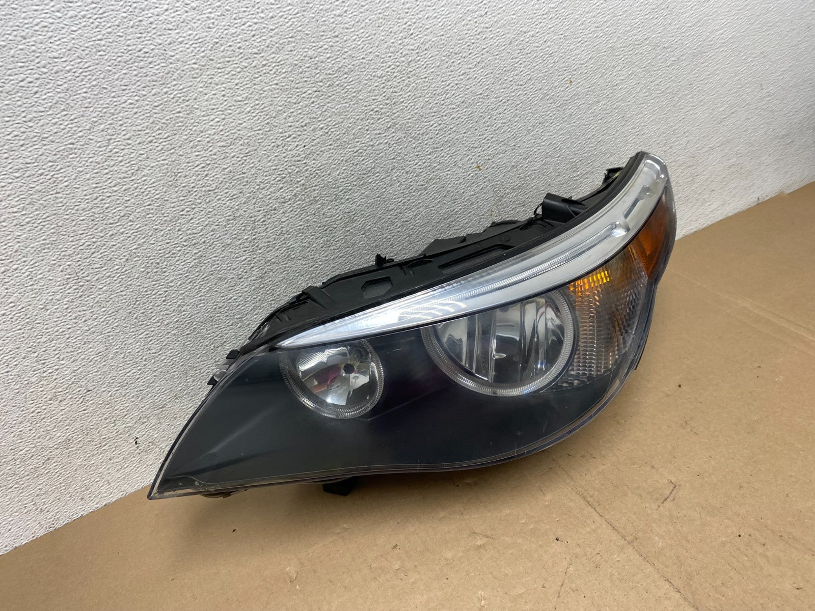 Halogen 2004 -2007 BMW 535i 5 Series Left Driver LH Side Headlight AG4550 DW2
