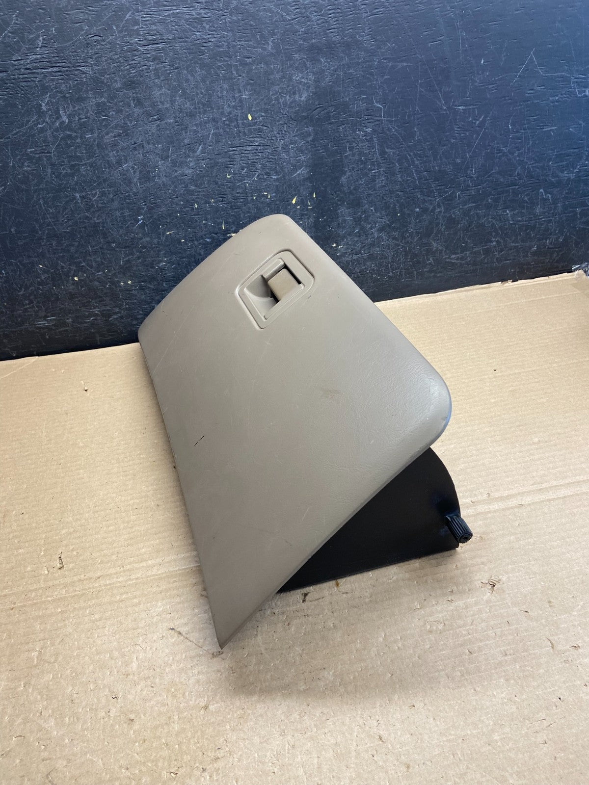 1999-2004 Ford F250 F350 Excursion Super Duty Glove Box Storage Compar ah3483 DG2