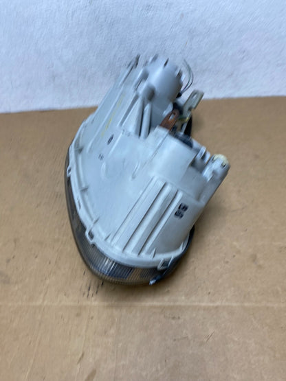 2002 to 2005 Hyundai Sonata Left Driver LH Side Headlight Halogen AD4625 DW6