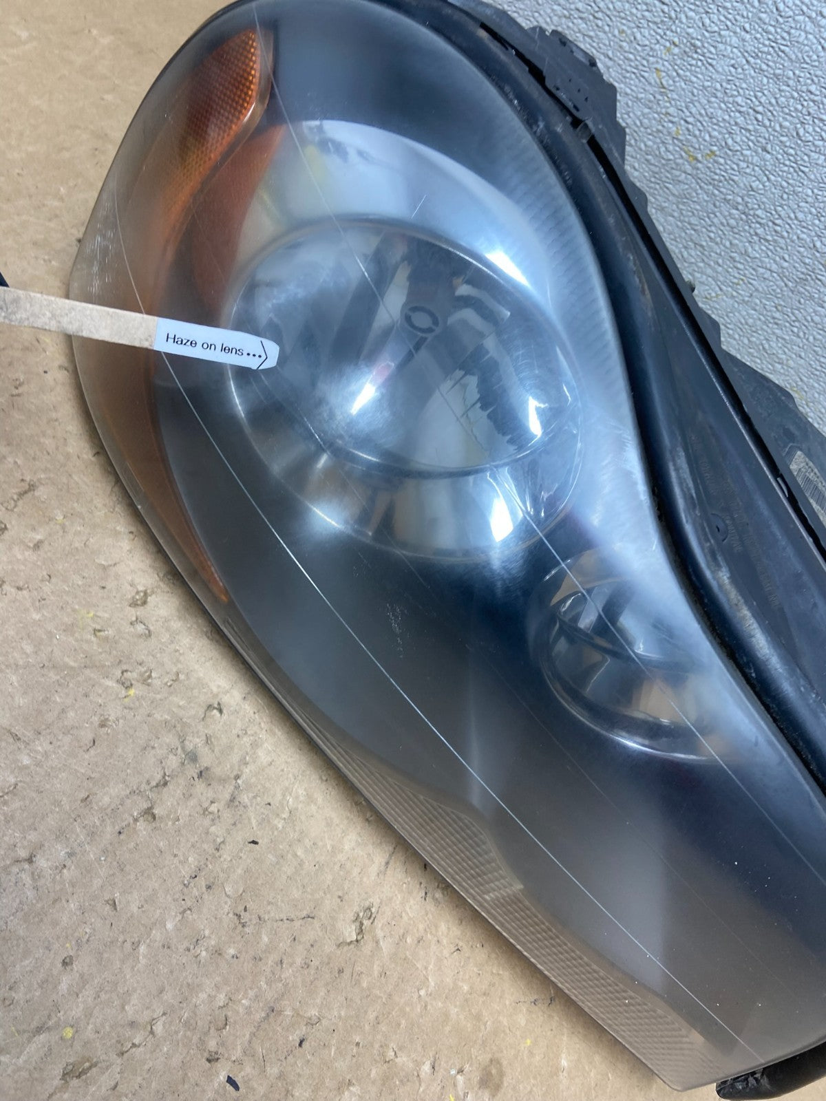 2003 to 2006 Volvo XC90 Right Passenger Rh Side Headlight Halogen Z7964 DW4
