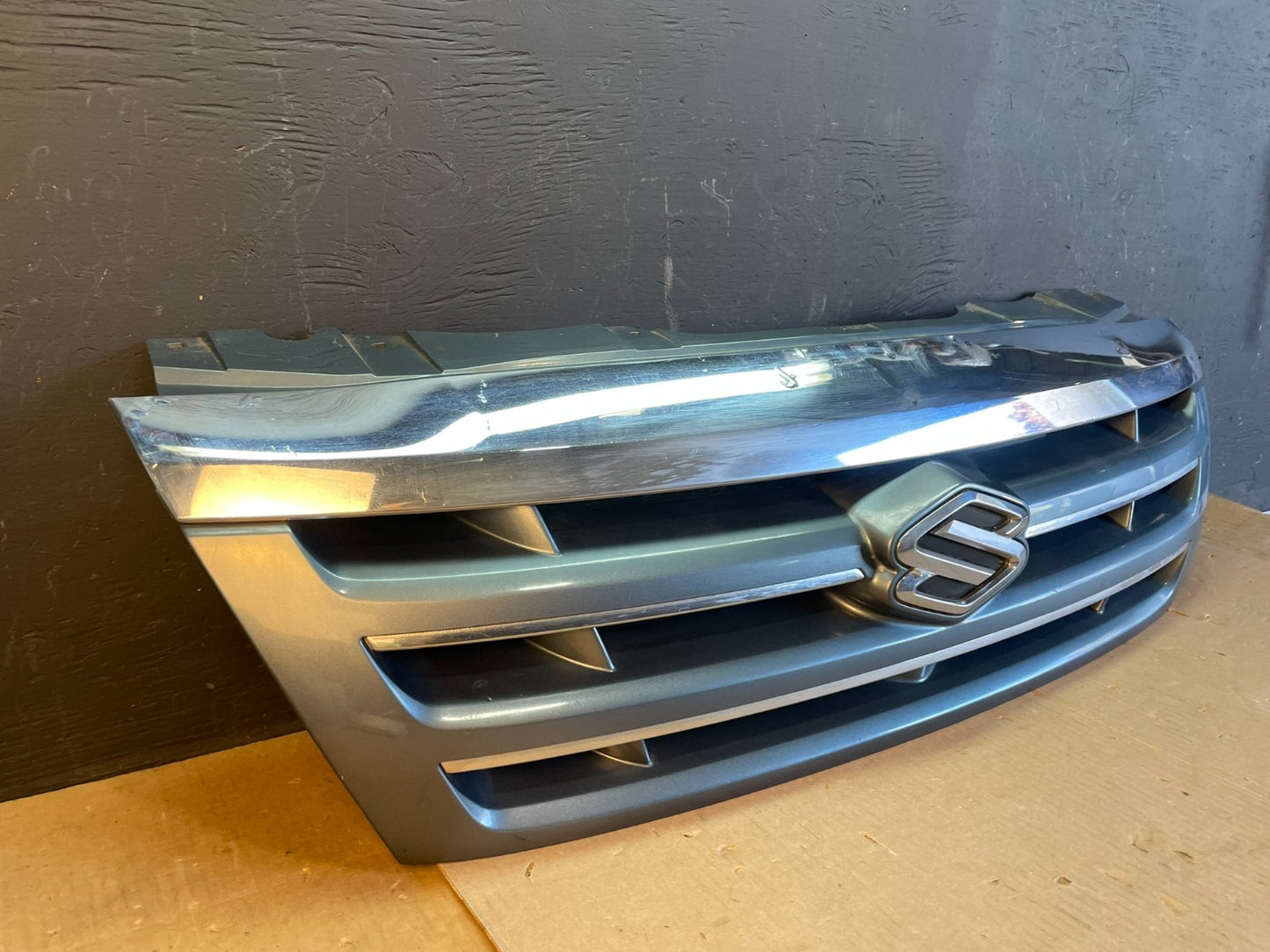 2004-2006 Suzuki XL-7 XL7 Grand Vitara Front Upper Grill Grille Oem AB7896 DG2