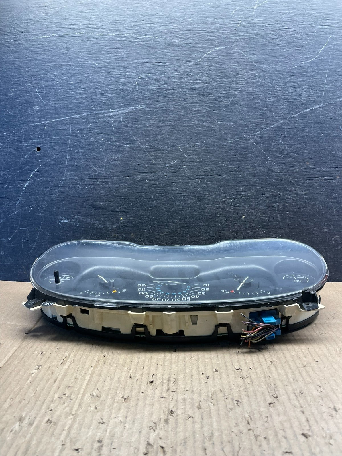 2003 to 2005 Buick Regal Dash Speedometer Cluster Gauge Oem S2364 DG5