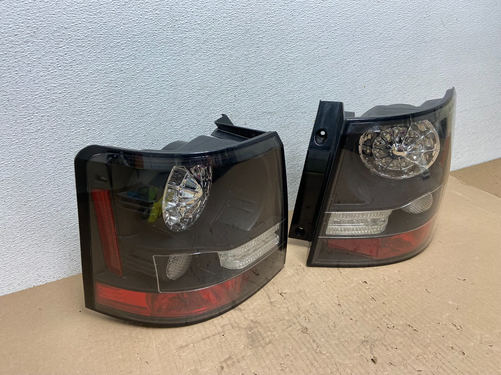 2006-2009 Land Rover Range Rover Sport Left+Right Black LED Tail Light ae8785 DG2