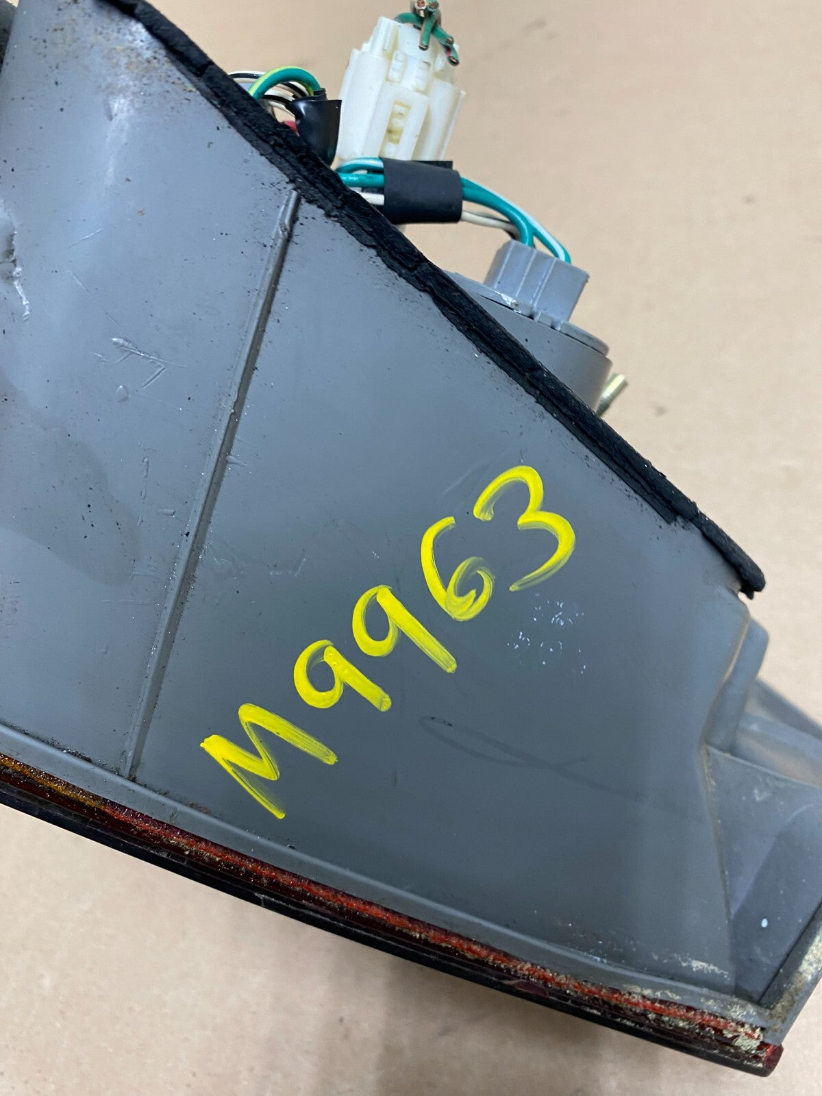 1997 1998 1999 Toyota Camry Tail Light Right Passenger Rh Side M9963 DW6