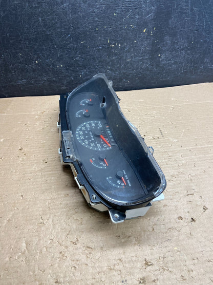 2000-2002 Ford Econoline E250 E350 Van Speedometer Instrument Cluster AG8548 DG1