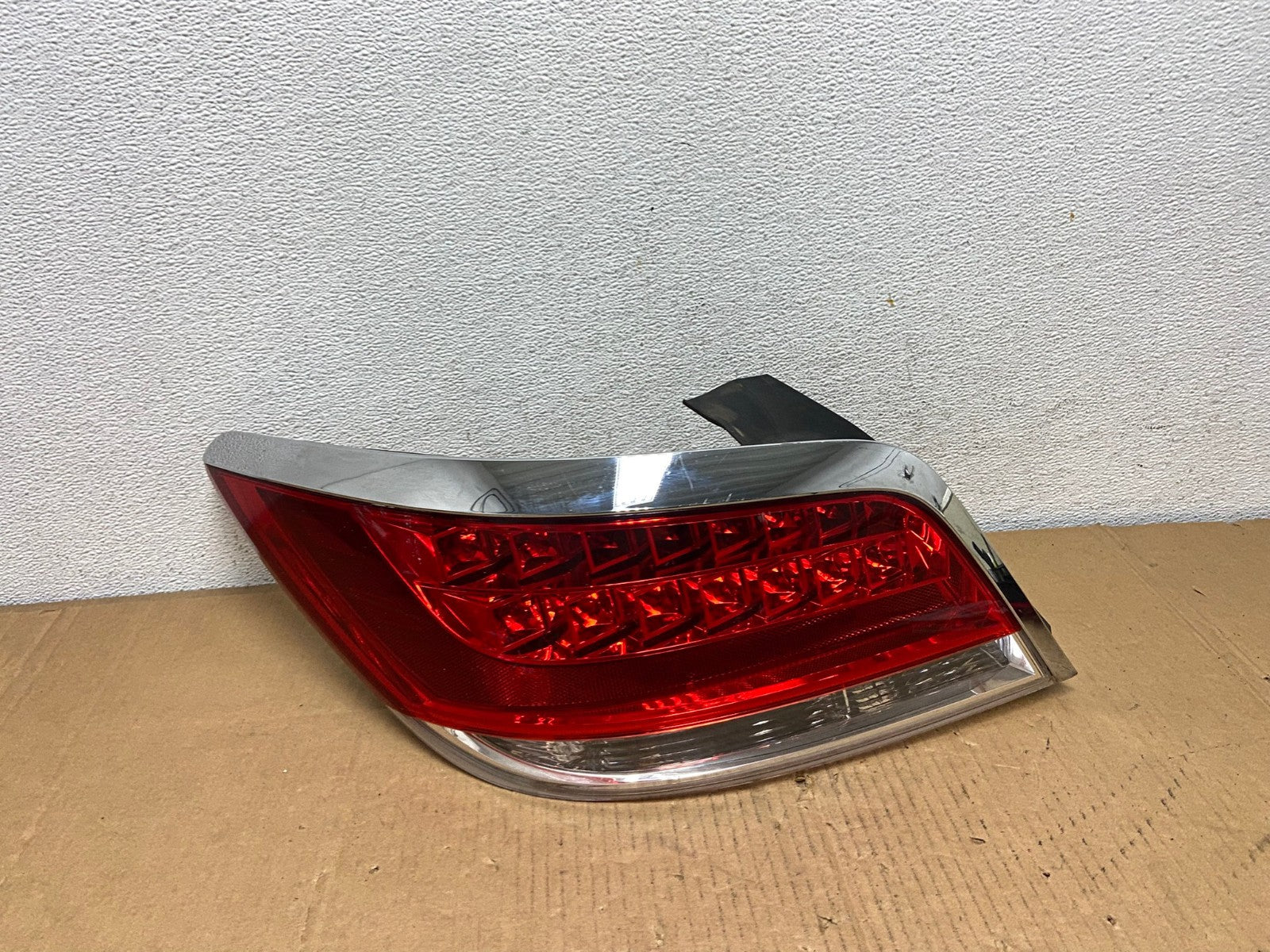 2010 to 2013 Buick Lacrosse Left Driver LH Side Tail Light AD0830 LK0