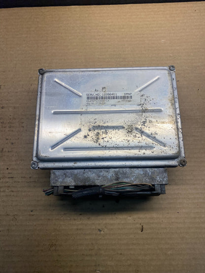 2001-2002 Silverado Tahoe Engine Computer Module 12200411 ECM ECU AF6831 DW0