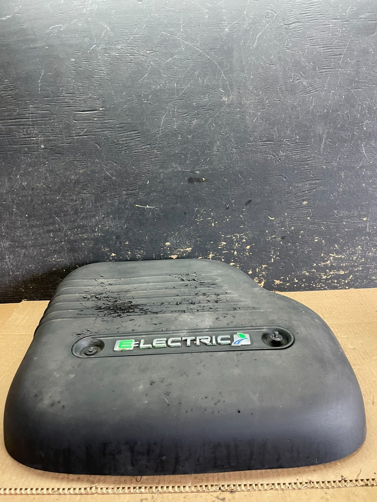 2014 to 2018 Ford Focus Electric Engine Cover AA61423