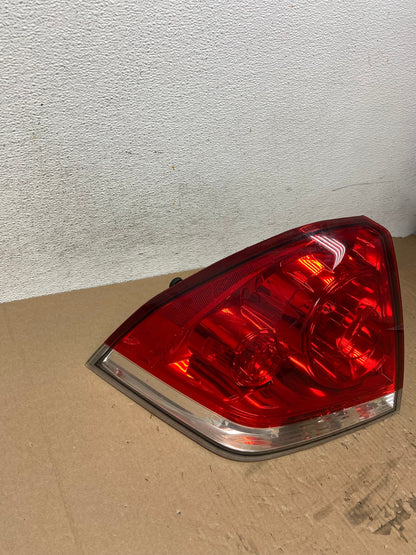 2006 to 2012 Chevrolet Impala Left Driver Lh Side Tail Light AD7772 LK2