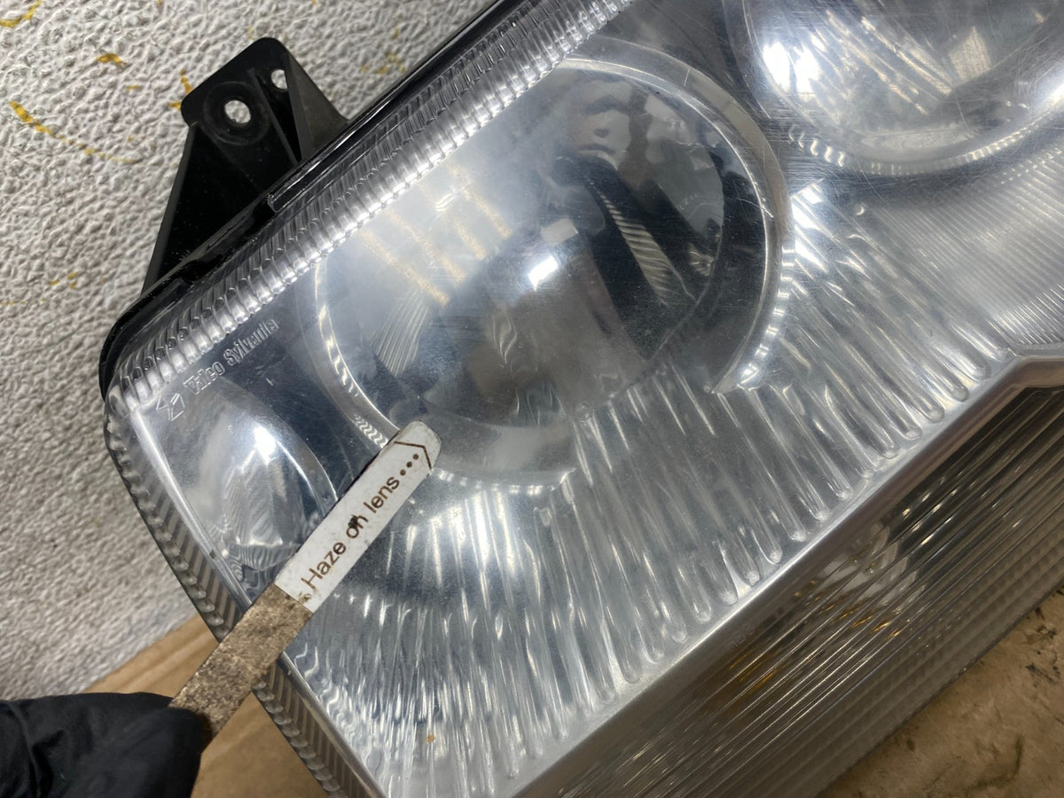2005 2006 2007 Chrysler 300 Left+Right Halogen Headlights AH9283 DW6