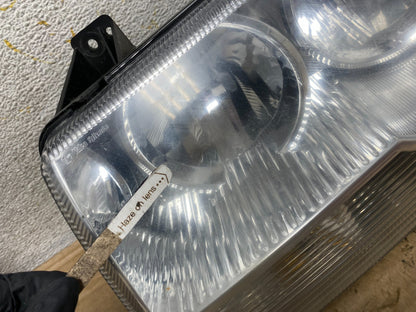 2005 2006 2007 Chrysler 300 Left+Right Halogen Headlights AH9283 DW6