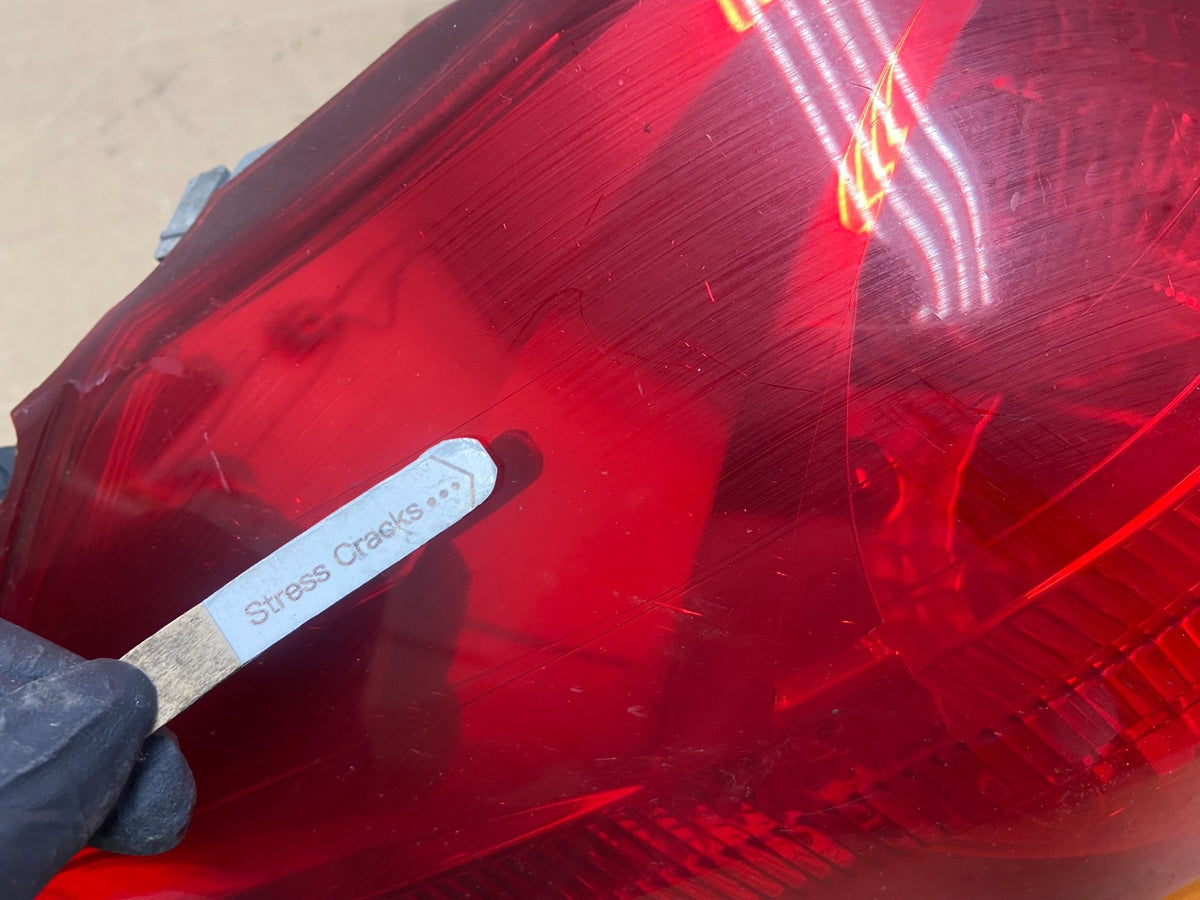 2005 2006 2007 Subaru Legacy Left Driver LH Side Tail Light AH9179 DG3