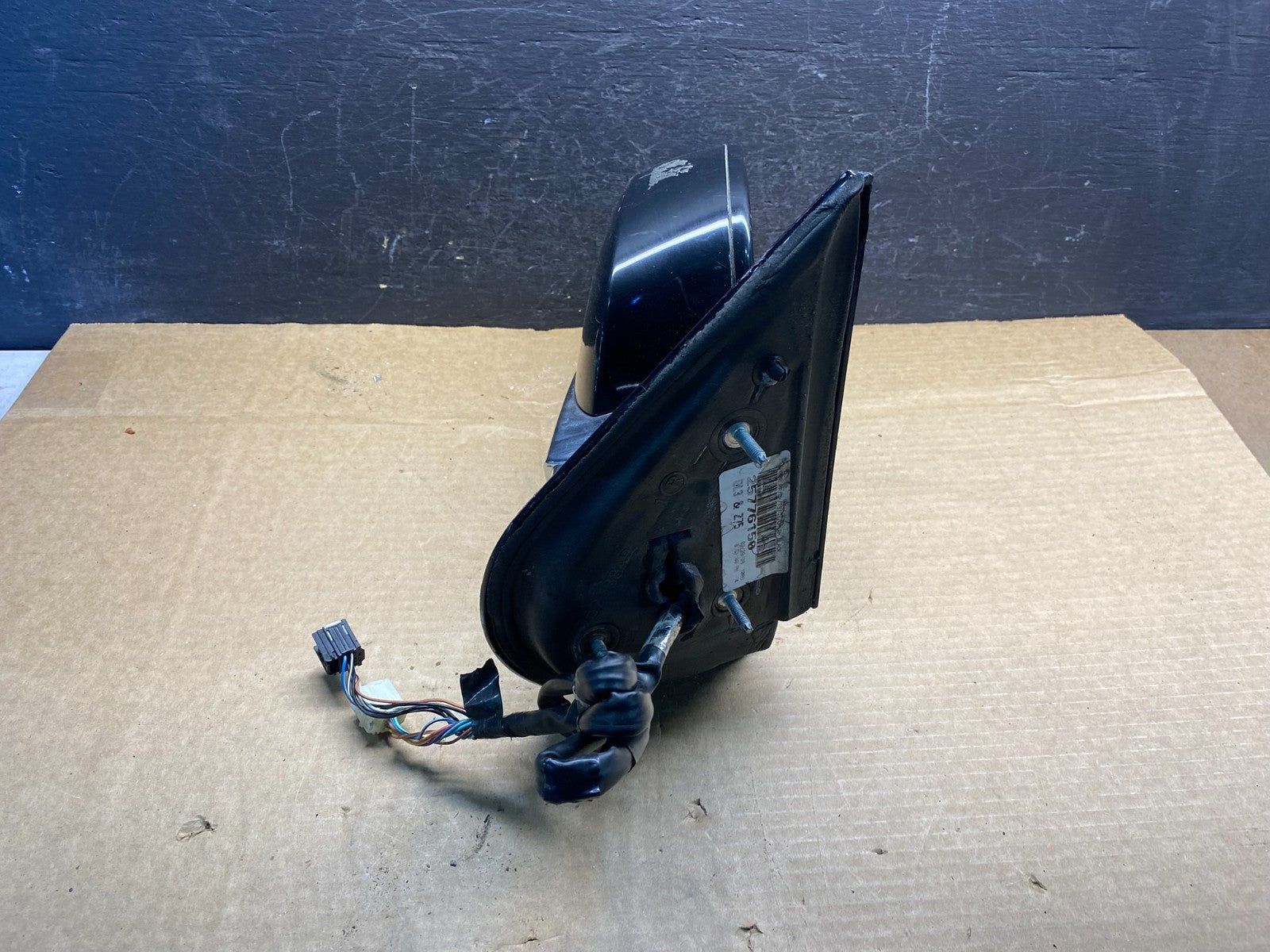 2007 - 2014 Cadillac Escalade Right Passenger Door Turn Signal Mirror AD9683 DG3