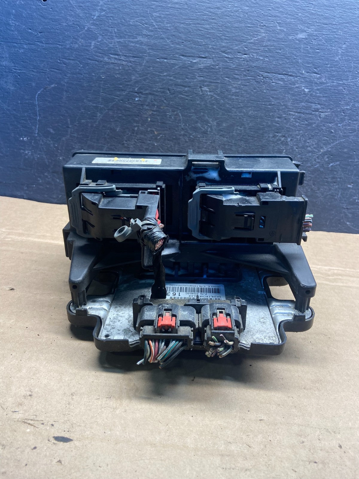 2005 Jeep Grand Cherokee Fuse Box Relay Body BCM Module Panel AE2479 DG1