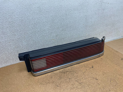 1986 to 1988 Chrysler LeBaron Right Passenger RH Tail Light Oem S7018 DG2