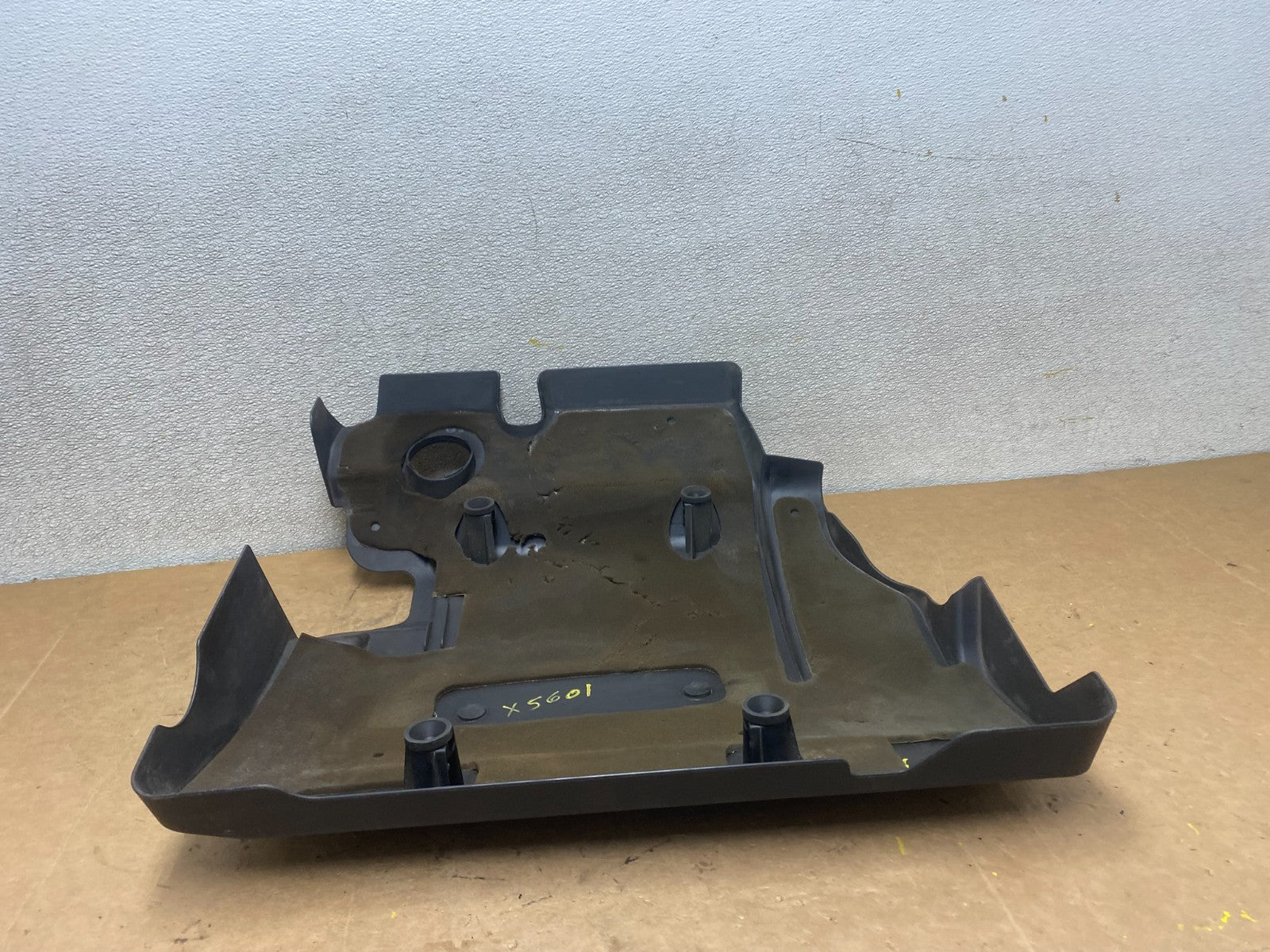2008 Chrysler Sebring Sedan 3.5L Engine Motor Cover Shield X5601 DG2