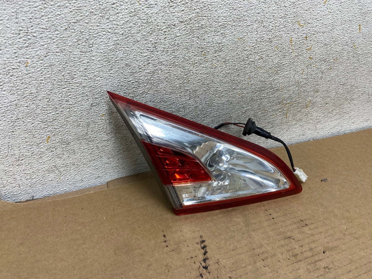 2011-2014 Nissan Murano Left Driver Lh Side Inner Tail Light AH7826 LK1