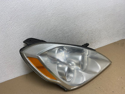2007 - 2010 Hyundai Entourage Right Passenger Halogen Headlight AG6818 DW2