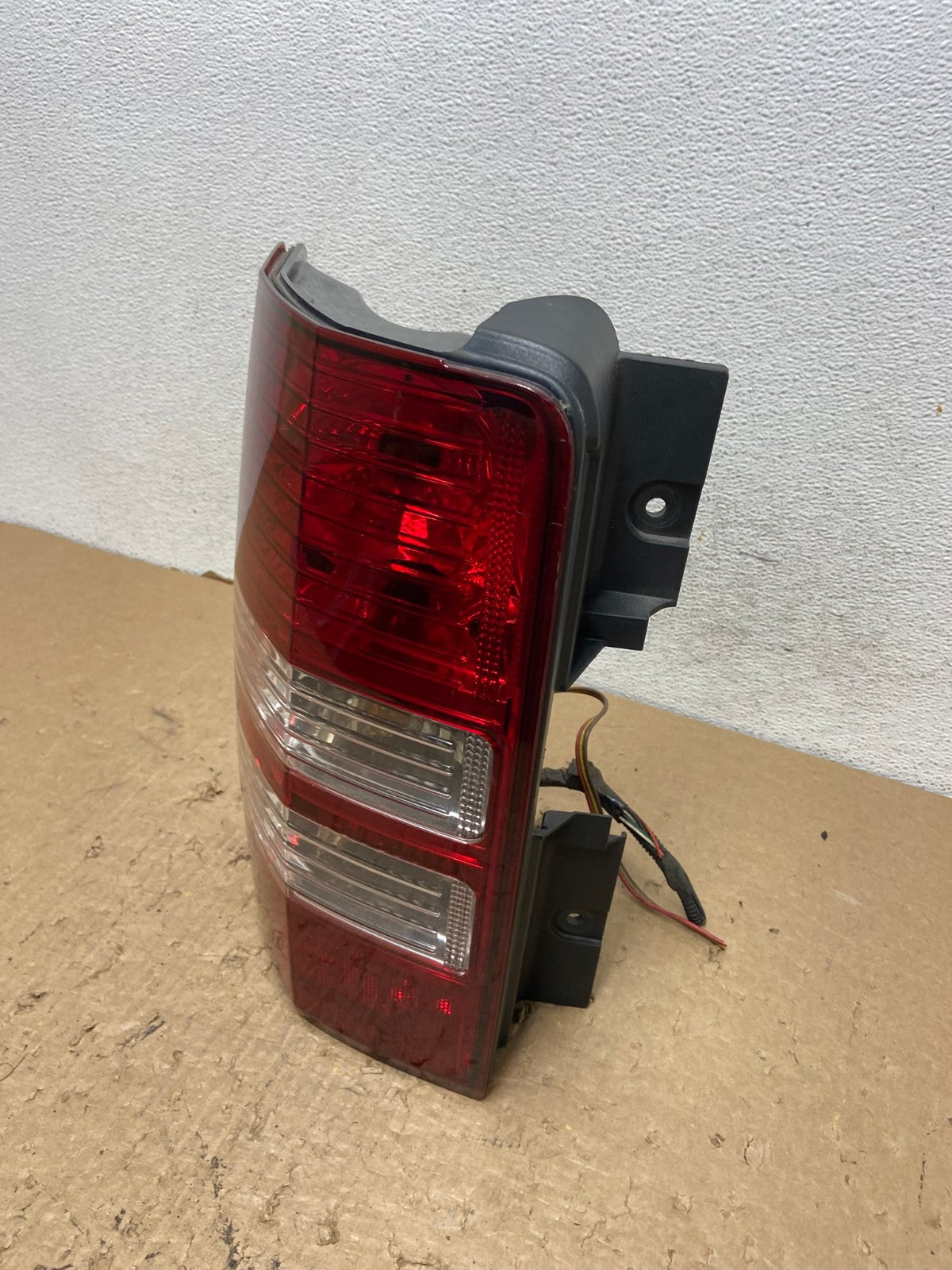 2008 to 2012 Jeep Liberty Left Driver Side Lh Tail Light AF8256 LK1