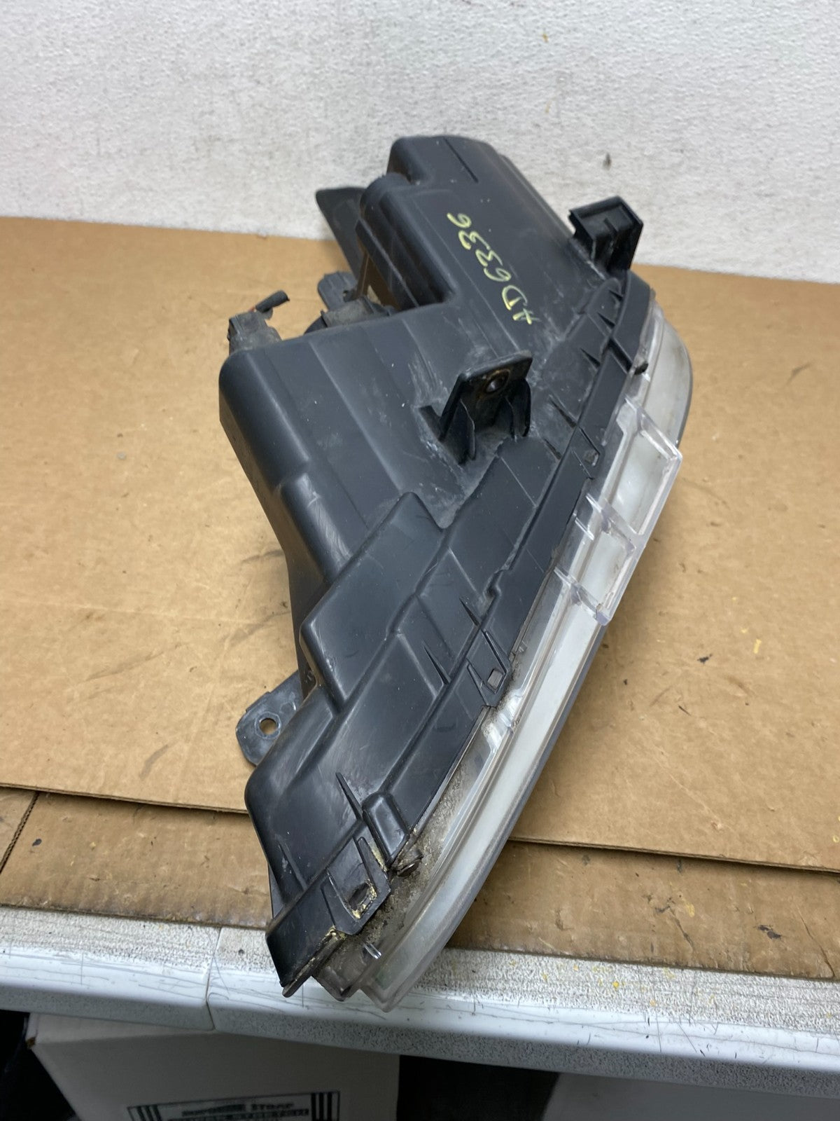 2011 - 2014 Hyundai Sonata Right Passenger Rh Side Headlight Halogen AD6336 DW8