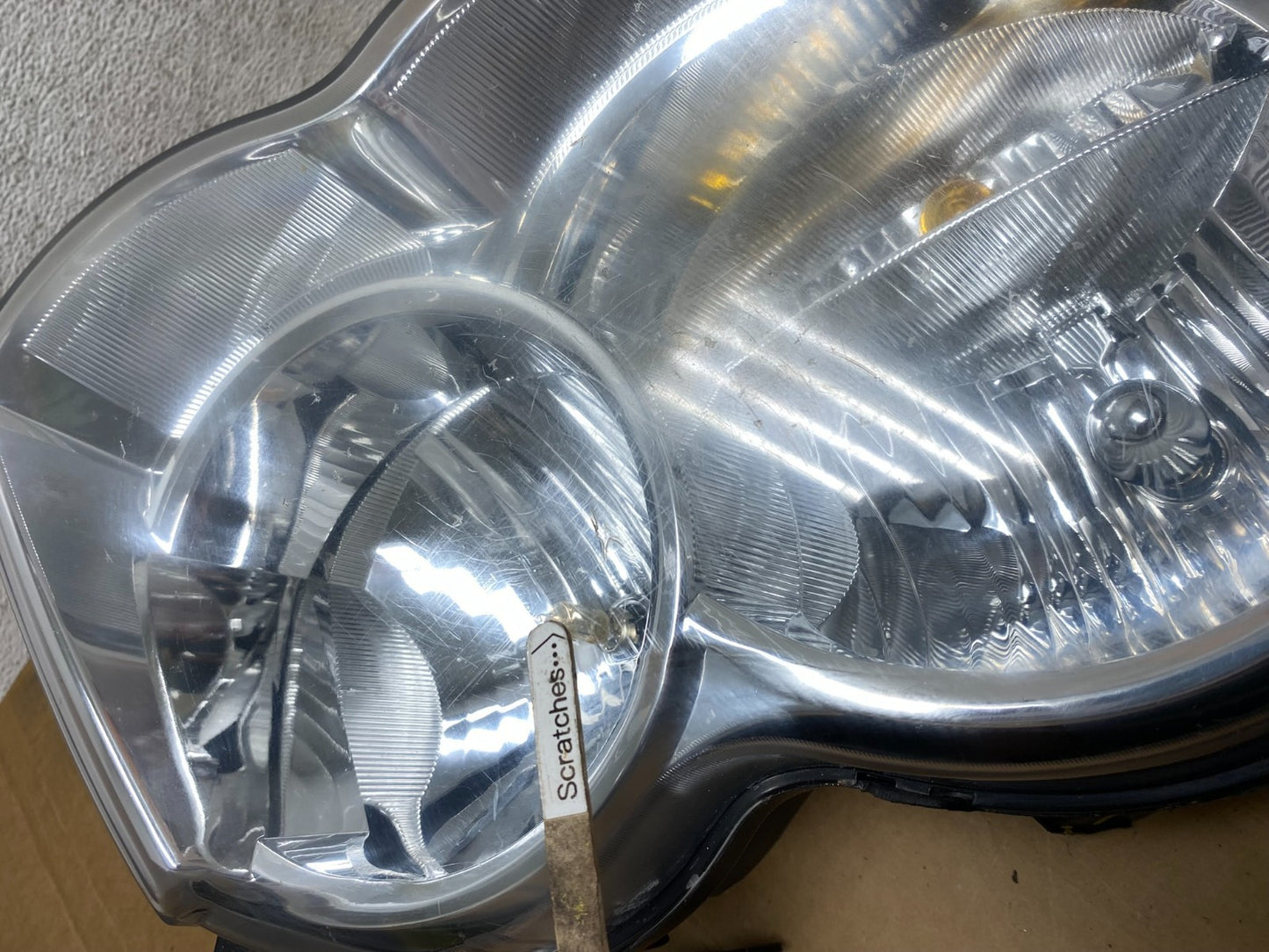 2008-2010 Jeep Grand Cherokee Right RH Side Halogen Headlight AE3049 DW3