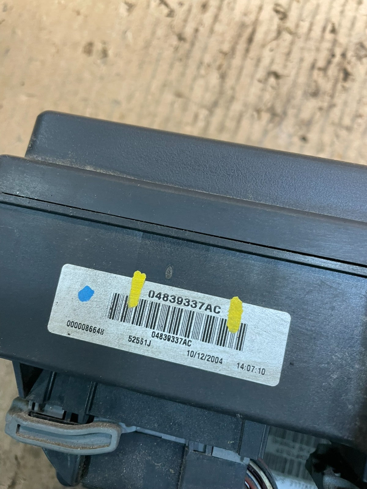 2005 Jeep Grand Cherokee Integrated Power Fuse Box 04839337ac U9408 DG7