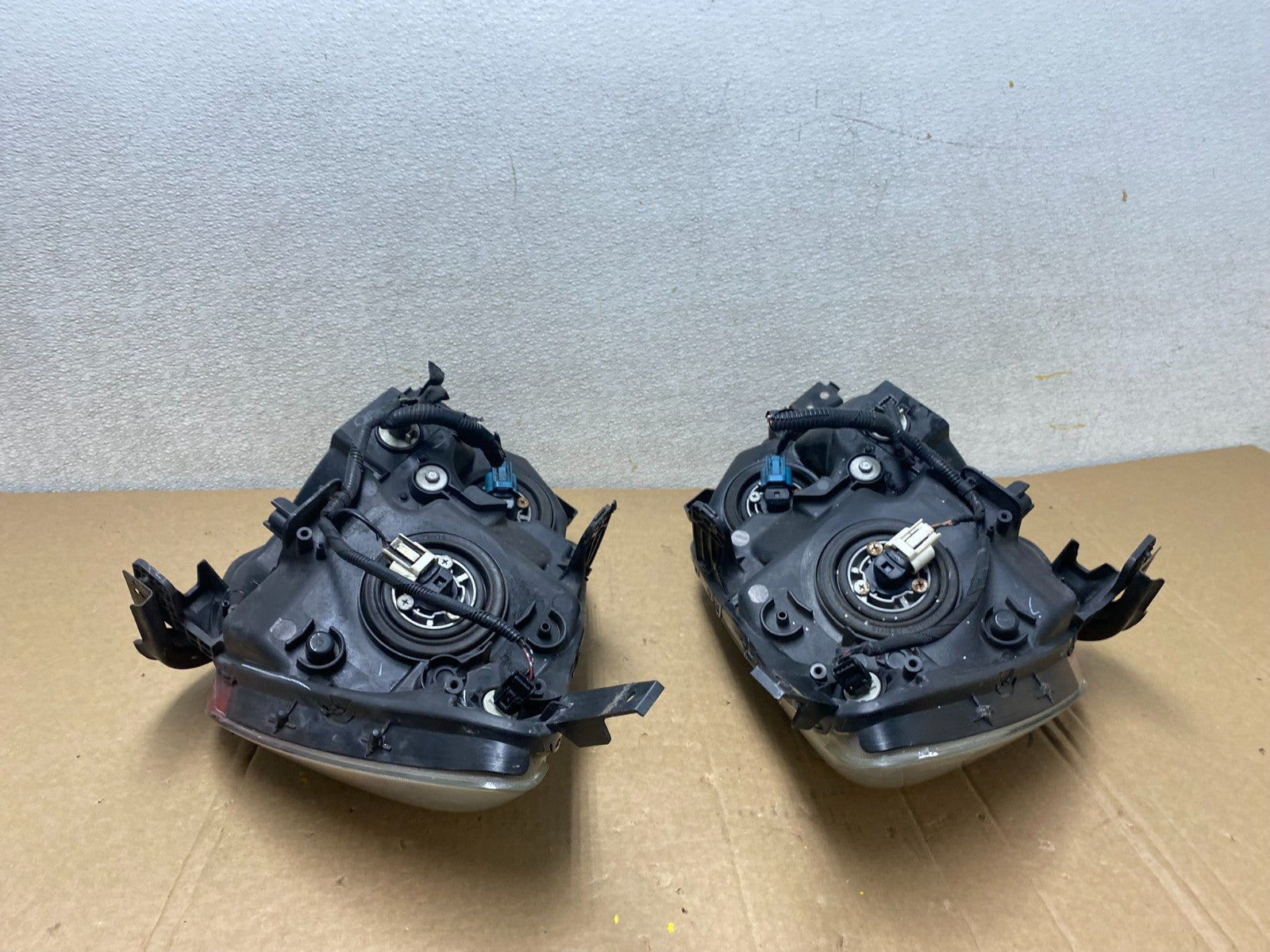 2005 2006 2007 Honda Odyssey Left+Right Set Halogen Headlights U9768 DW13