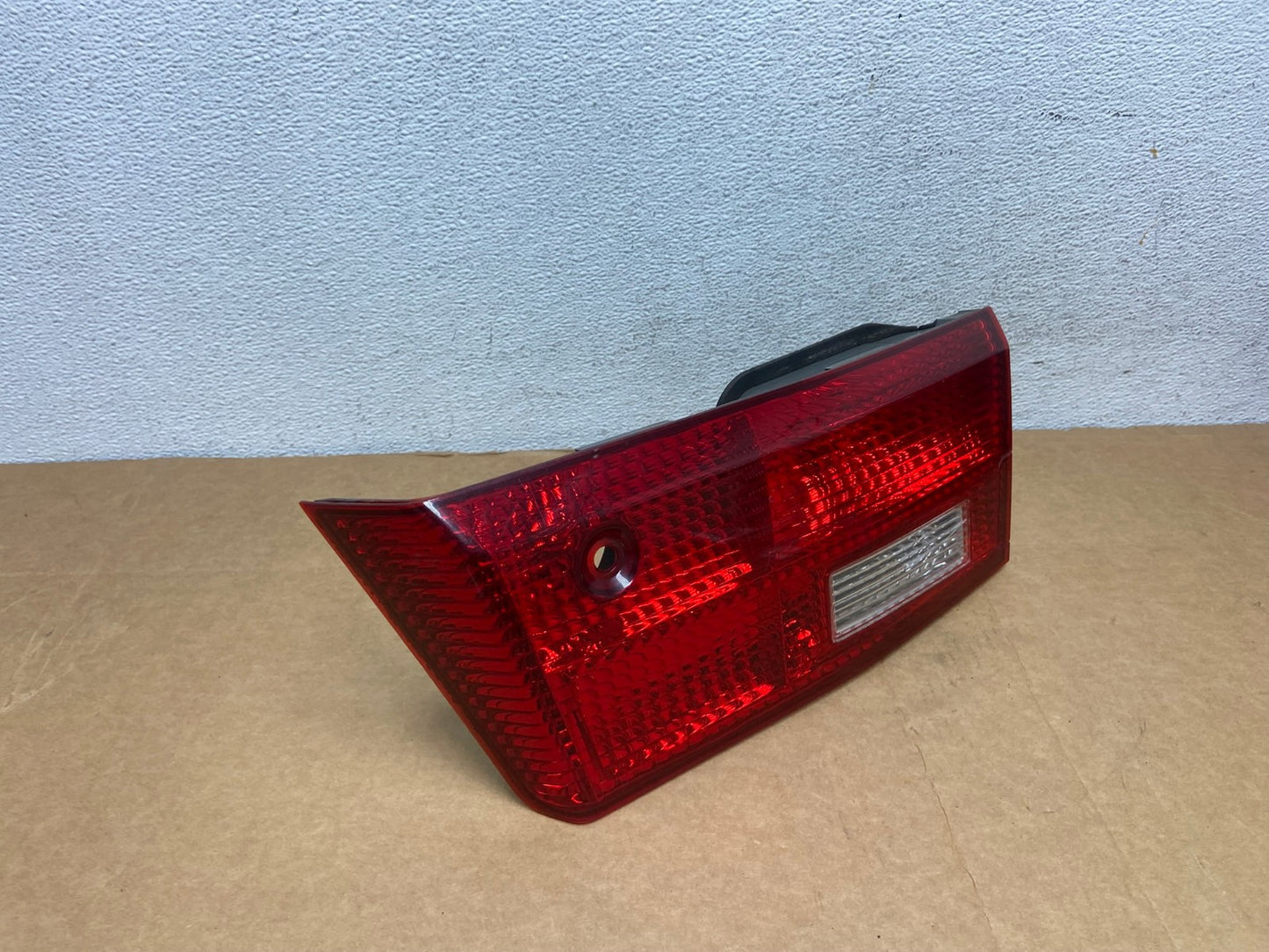 2005 Honda Accord Sedan Right Passenger Inner Tail Light AD4426 LK2