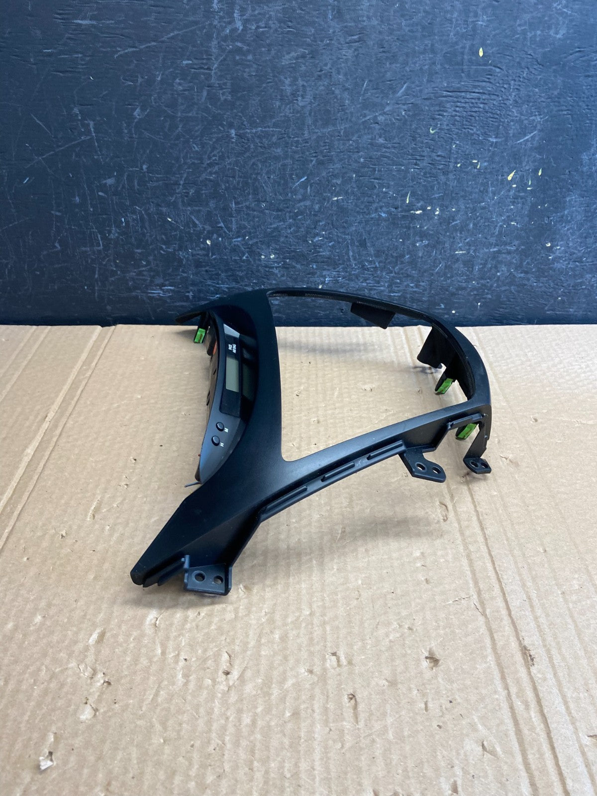 2011-2013 Hyundai Elantra Dash Radio Bezel Clock Display Trim AF6173 DG1