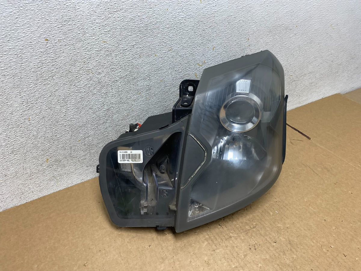 2003 to 2007 Cadillac CTS Left Driver LH Halogen Headlight AI3420 DW2