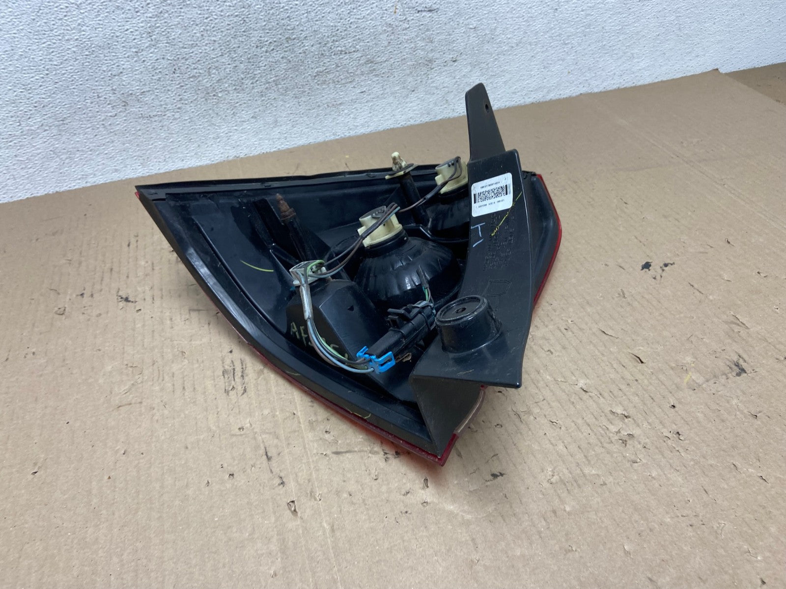 2004 2007 Chevrolet Malibu Hatchback Right Passenger Side Tail Light AF5951 LK4