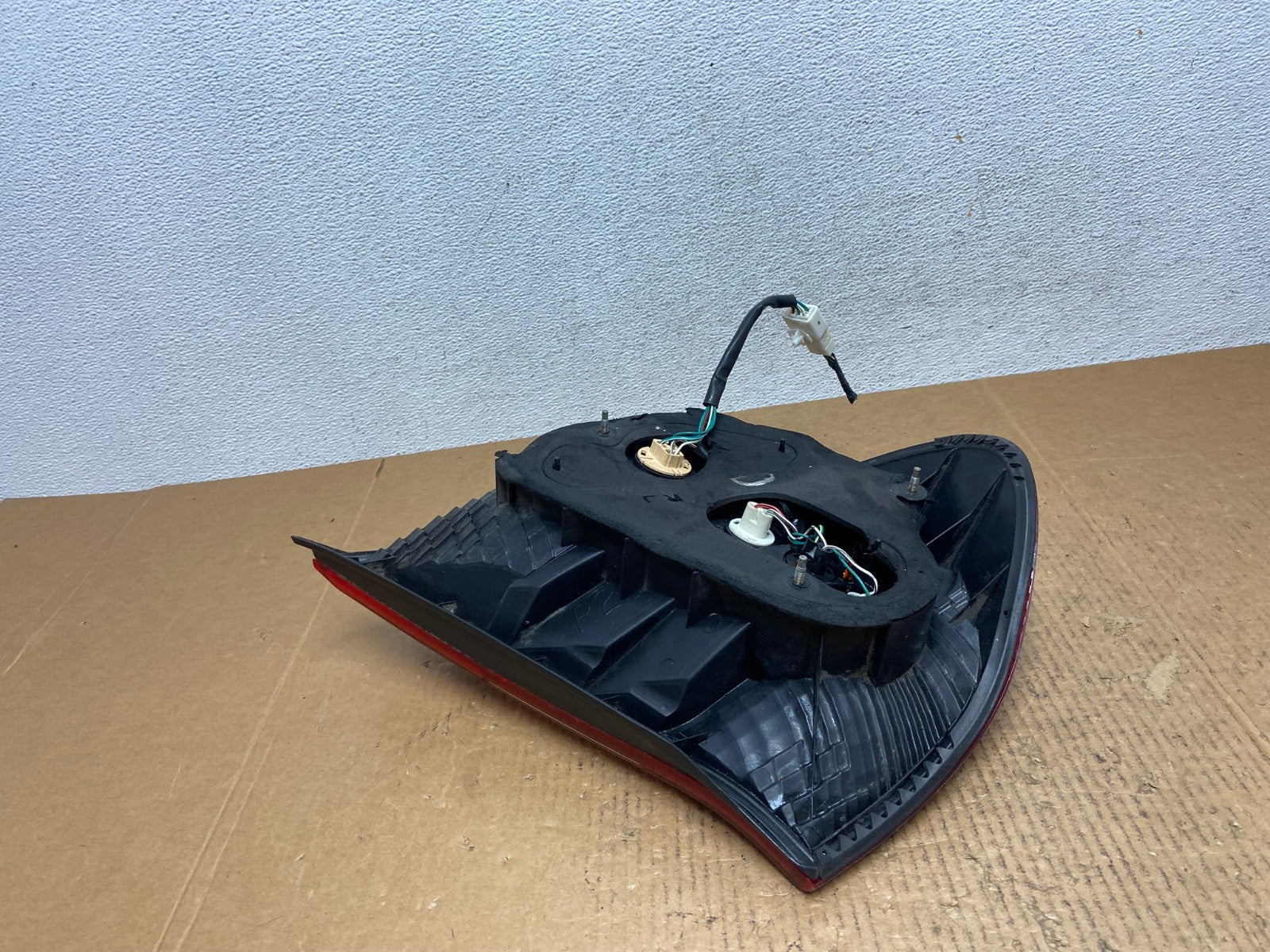 2002 2003 2004 Toyota Camry Tail Light Right Passenger Rh Side AE1546 LK3