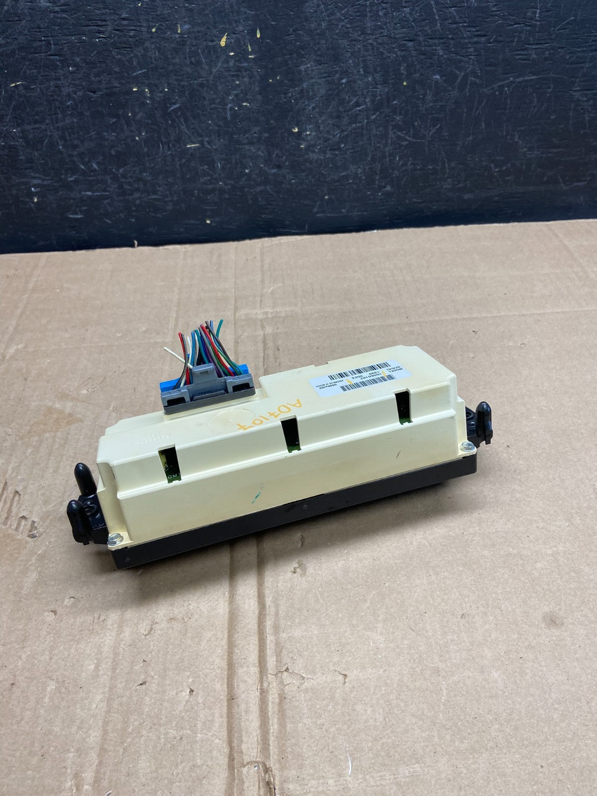 1999 to 2002 Chevrolet Silverado HVAC Heater Climate Control Module AD7107 DG4