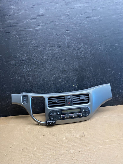 2005 to 2010 Honda Odyssey Radio Climate Control Dash Trim Bezel AG6447 DG0