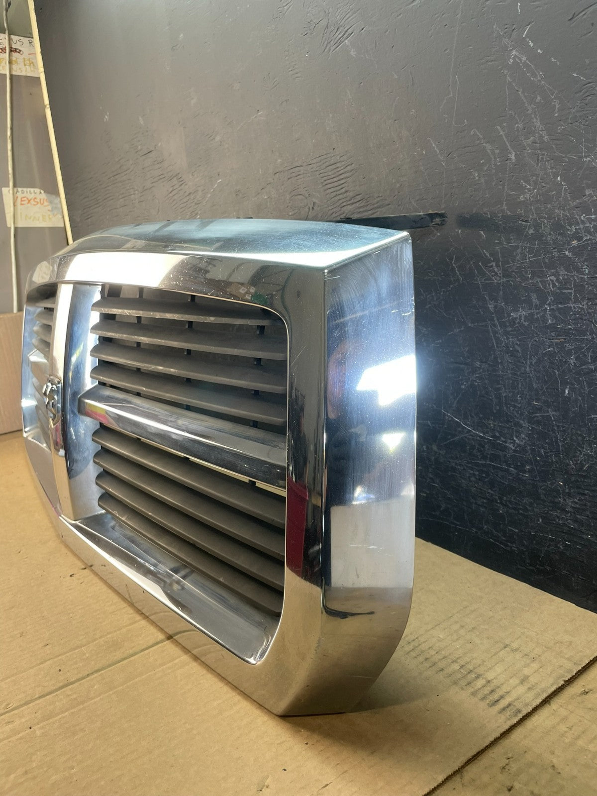 2005 to 2007 Dodge Dakota Chrome Front Upper Grill Grille AD0208 DG1